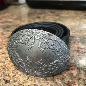 Gorgeous limited edition Hugo Boss Black leather Belt with silver metal